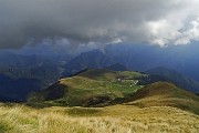 84 Vista sui Piani dell'Avaro...